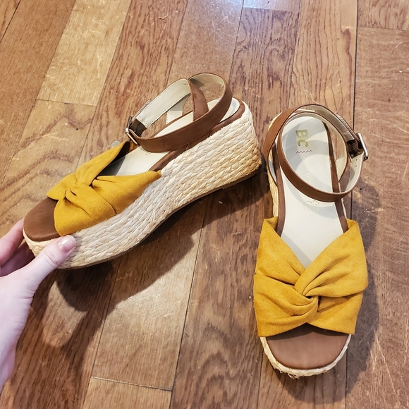 BC Footwear Platform Sandals - Picture 6 of 6